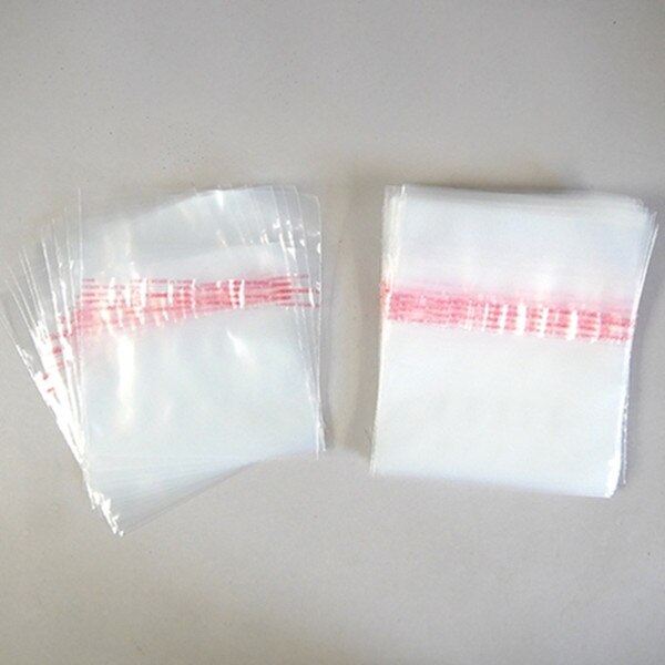 These clear polyethylene sleeves fi